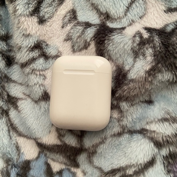 Apple airpods